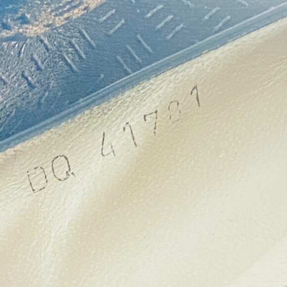 Salvatore Ferragamo Lorence Pumps – Made in Italy – Size 10 - Picture 14 of 17